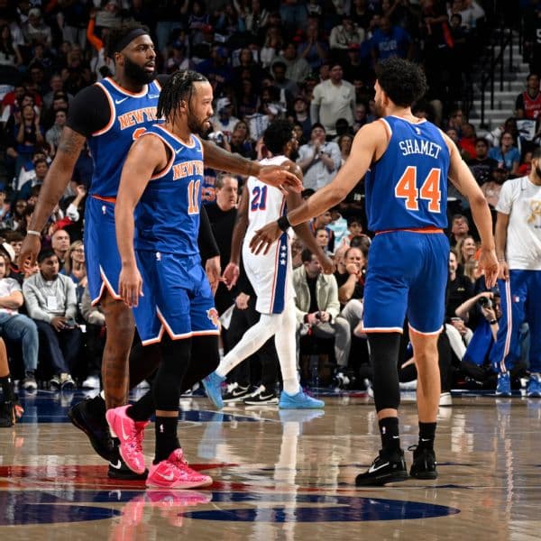 Knicks sweep 76ers, return to Eastern Conference finals